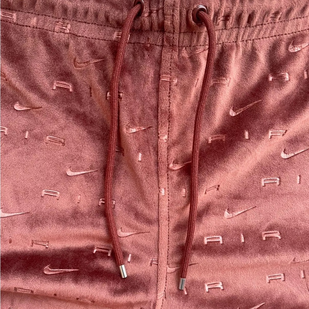 NWOT- Nike Women's Brown or Bronze Colored Velour Jacket and Short Set XXL - Picture 12 of 13